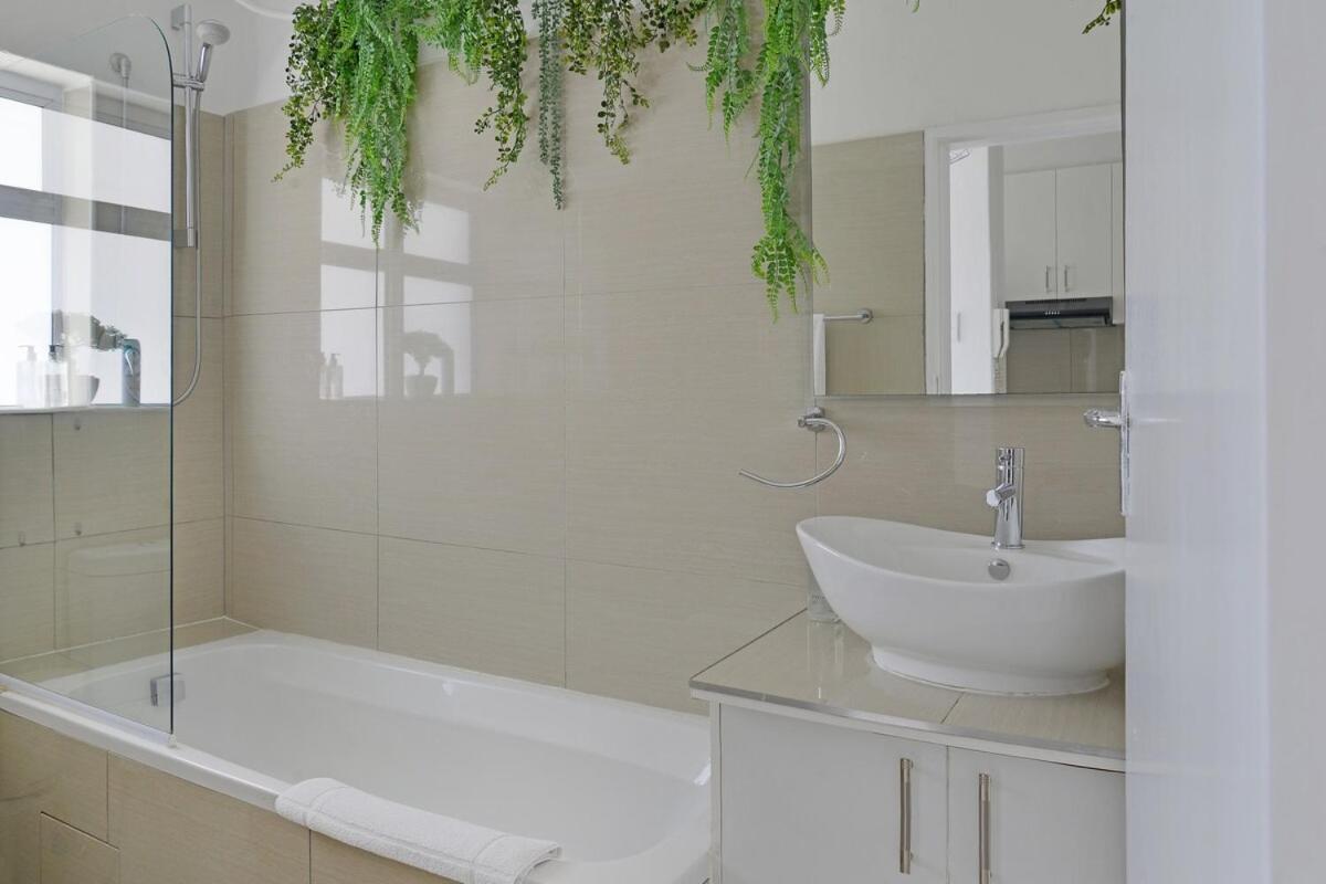 Charming Sea Point Haven 50m To Ocean * Cape Town